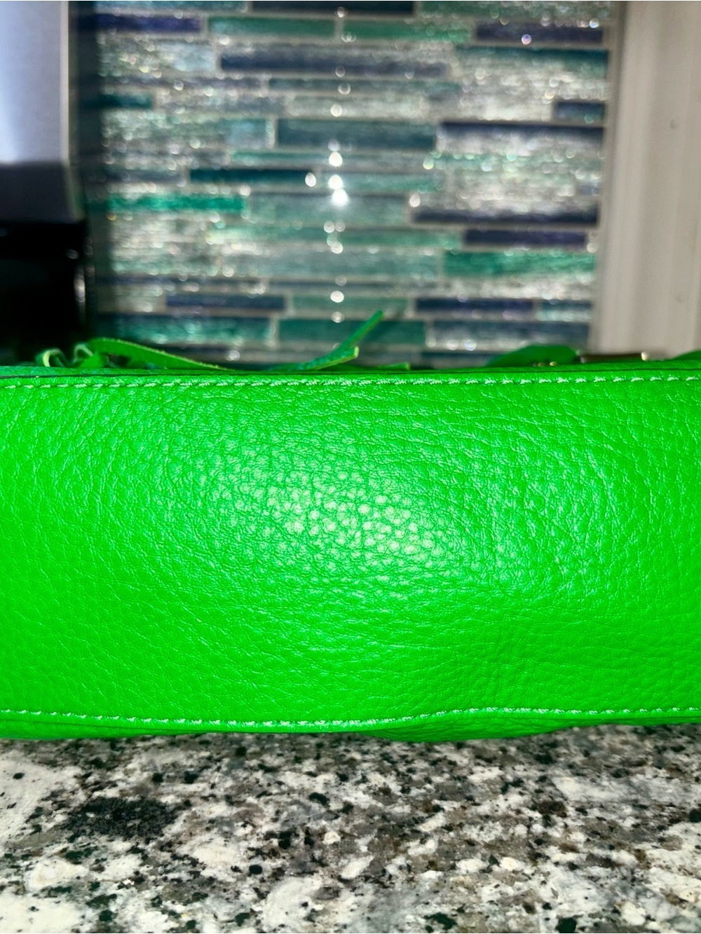 Limited edition Michael Kors Kelly Green leather selma handbag with tassel zip! - Picture 3 of 12